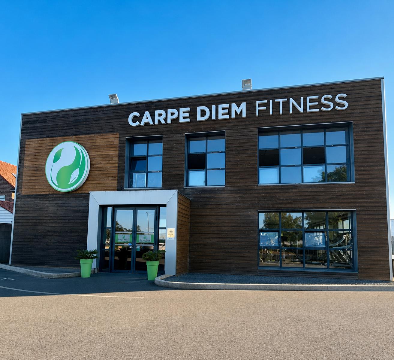 Ambiance conviviale du club Carpe Diem Fitness à Courrières